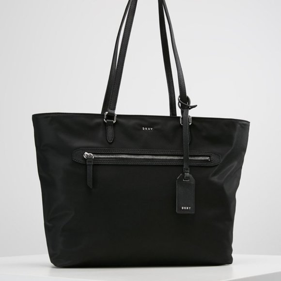 DKNY: Bolsos De Mano / Clutches Negro Ahora Hasta −33